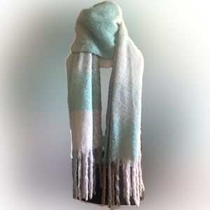 Coco + Carmen boutique oversized scarf (Cashmere soft)